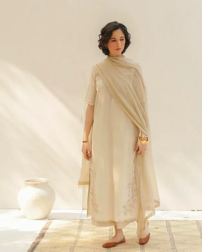 Beige Whisper