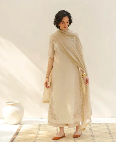 Beige Whisper