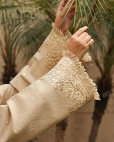Beige Blossom